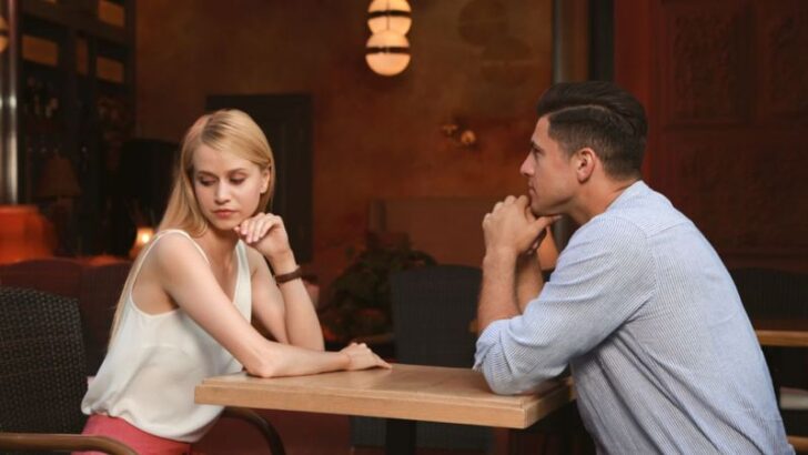 44 Major Red Flags Men Notice On A Date