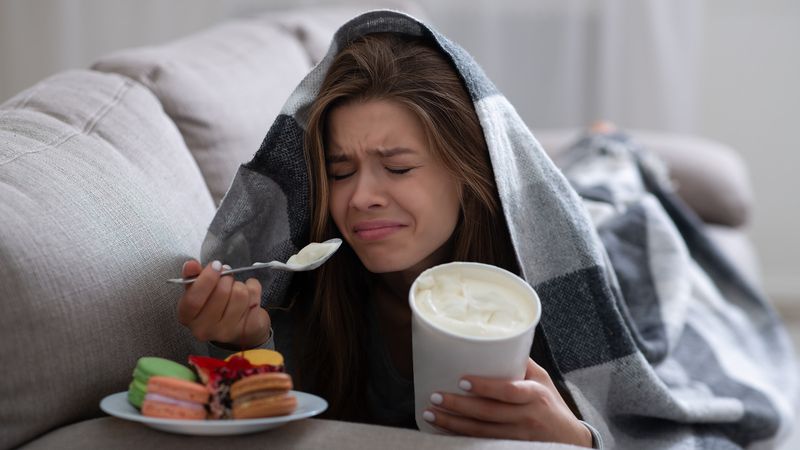 8. The Comfort Food Spiral: Snack Attack