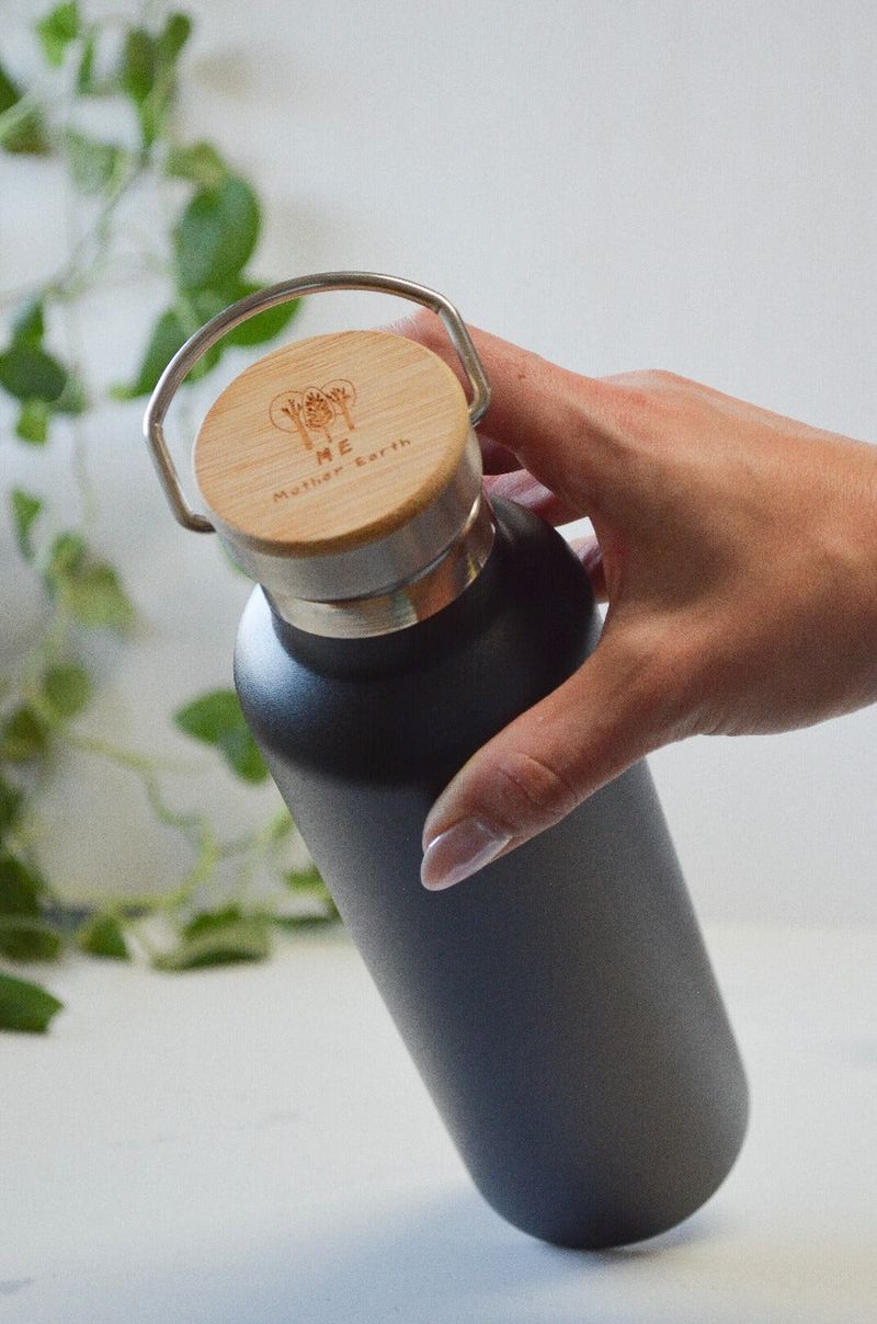 A Reusable Water Bottle That Doesn’t Quit