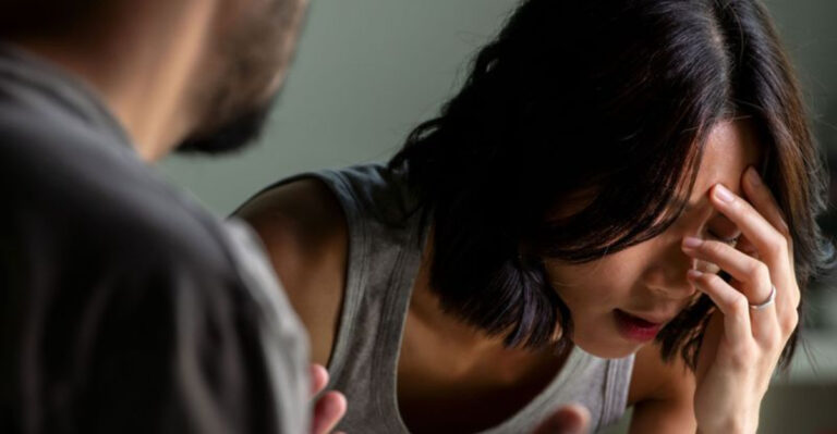 Beyond The Obvious: 17 Subtle Red Flags You Might Be Missing In A Toxic Relationship