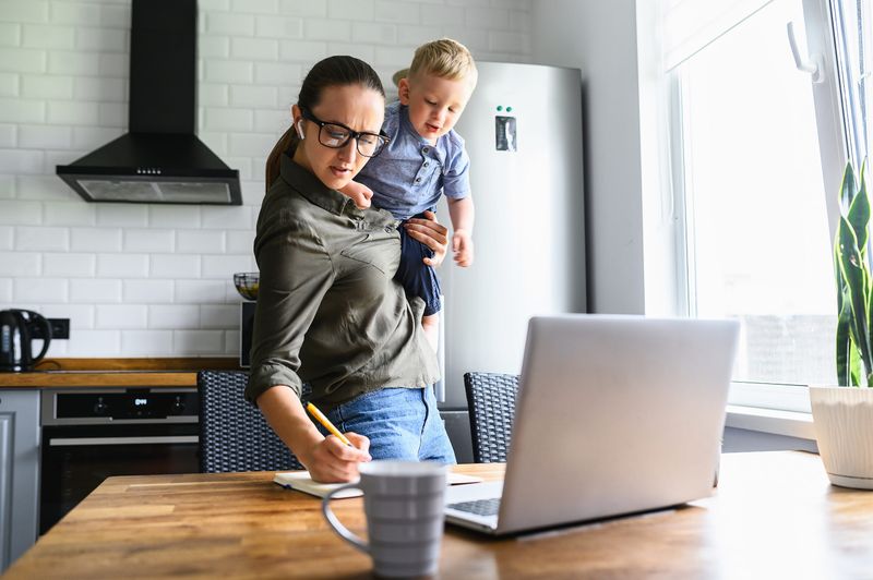 Moms don’t get medals for showing up daily—why should dads?