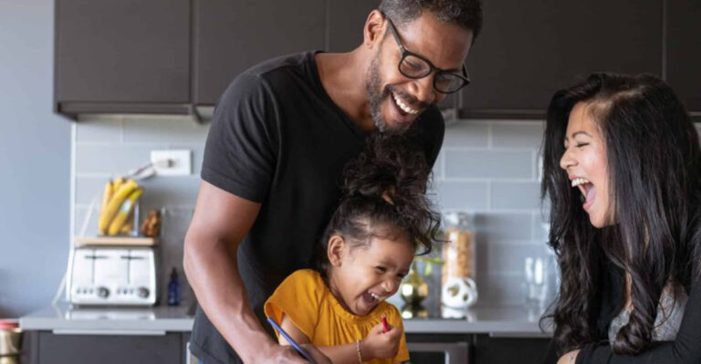 From First Date to Family Dinner: 17 Qualities That Make a Woman ‘Parent-Perfect’