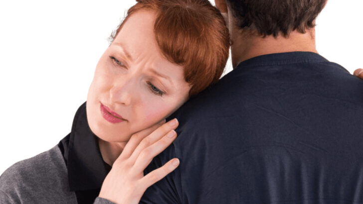How To Be More Patient In Relationships, According To Therapists