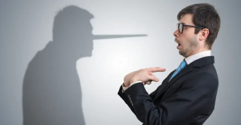 Is Your Partner A Master Of Make-Believe? 18 Signs To Spot A Pathological Liar