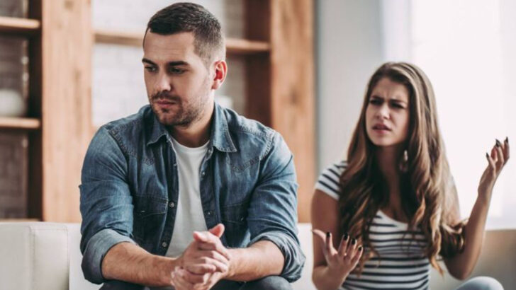 It’s Not The Big Fights—These 18 Tiny Pet Peeves Are What Ends Most Relationships