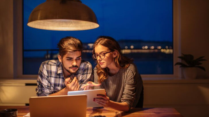 Live-In Vs. Marriage: 17 Key Questions That Reveal Which Path Is Right For Your Relationship