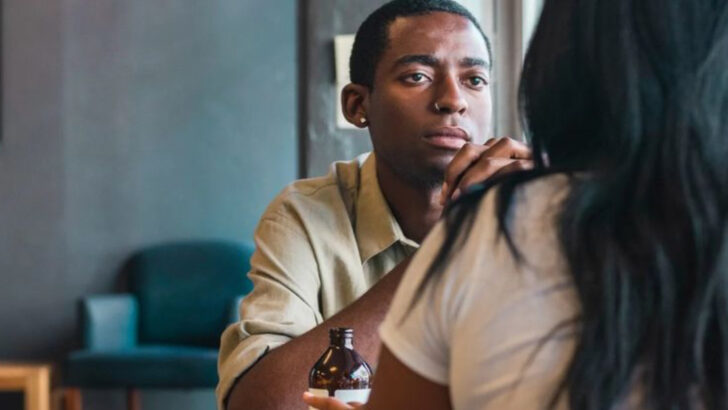 Men Who Do These 17 Things Aren’t Emotionally Distant They’re Just Selfish