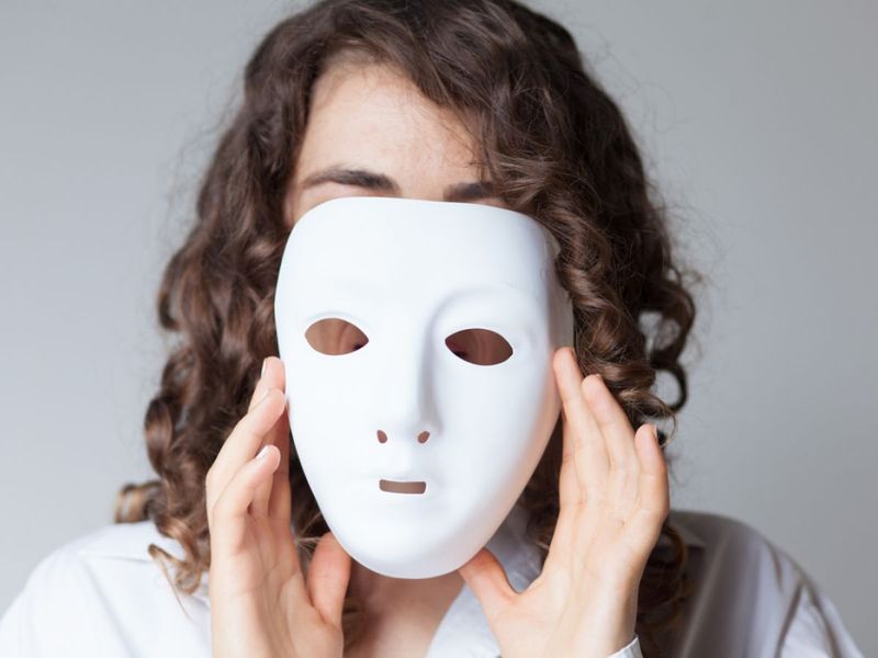 Feeling Like an Impostor in Your Own Life