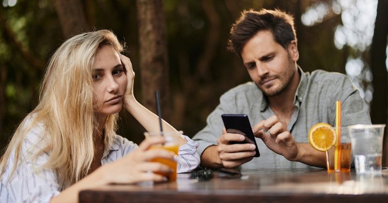 Phone > Partner