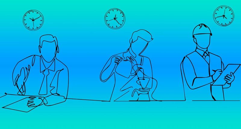 Prioritizing Side Hustles Over One Traditional Job