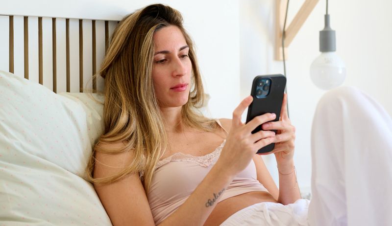 Anxious Attachment: Living on the Edge of the Read Receipt