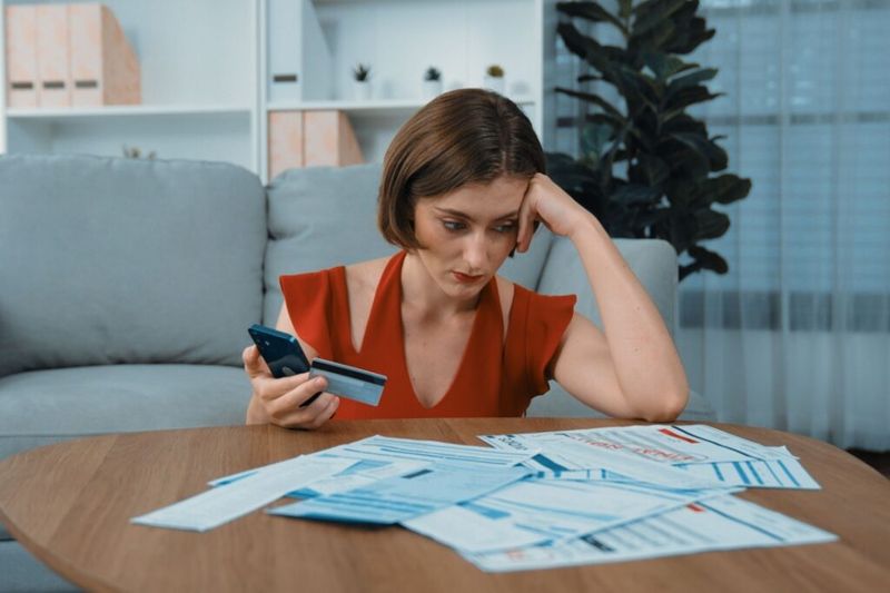 How to Manage Money Without a Panic Attack