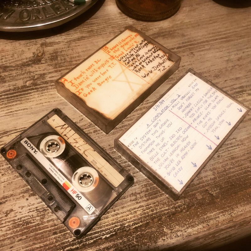 Making mixtapes on cassette