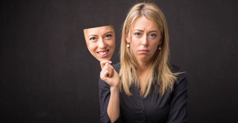The Invisible Battle: Recognizing 20 Signs You Might Be Gaslighting Yourself