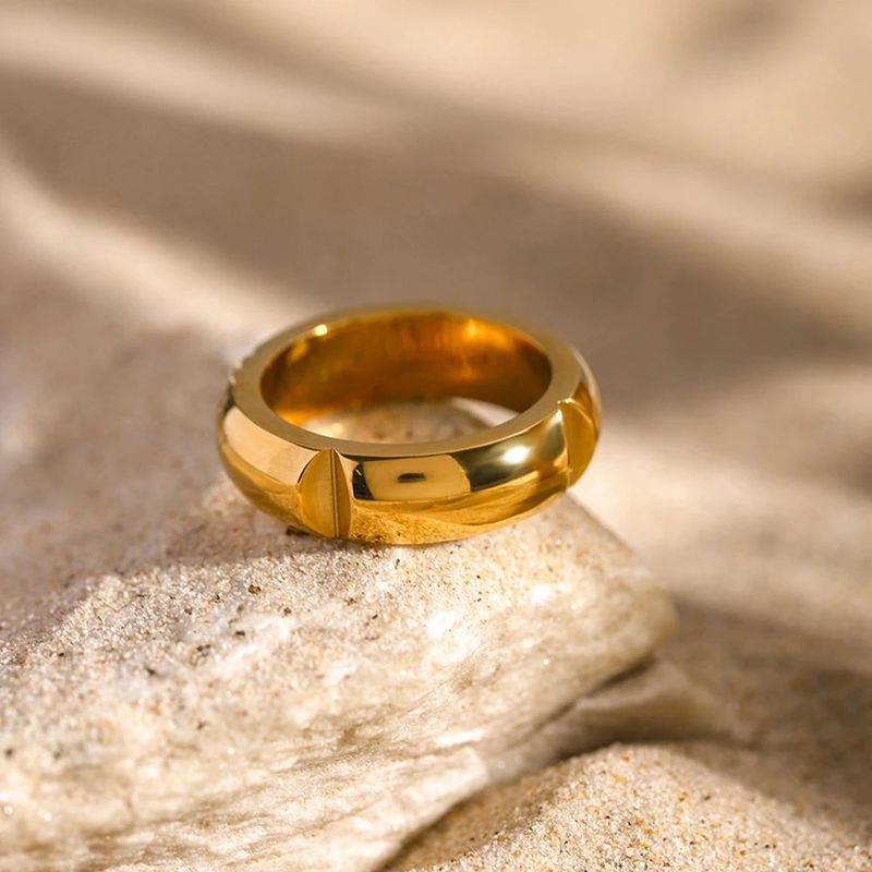 The Single Wedding Ring