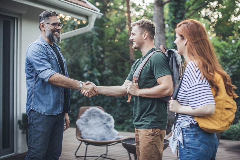 Get to Know the Partner Instead of Judging From Afar