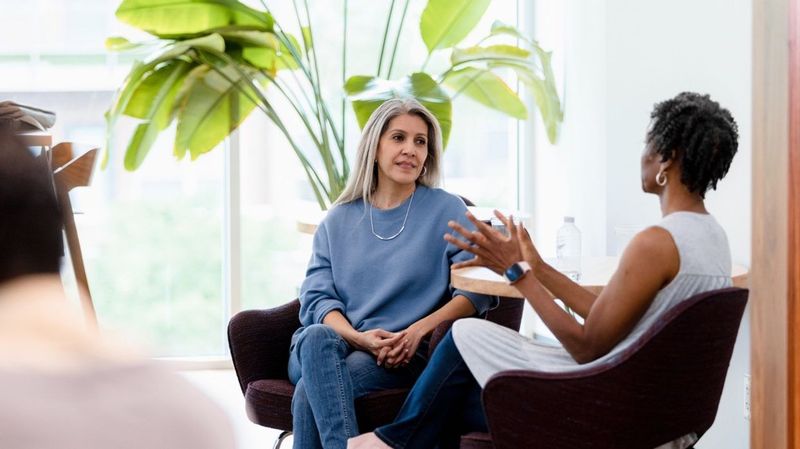 Giving Unsolicited Advice Like It’s a Gift