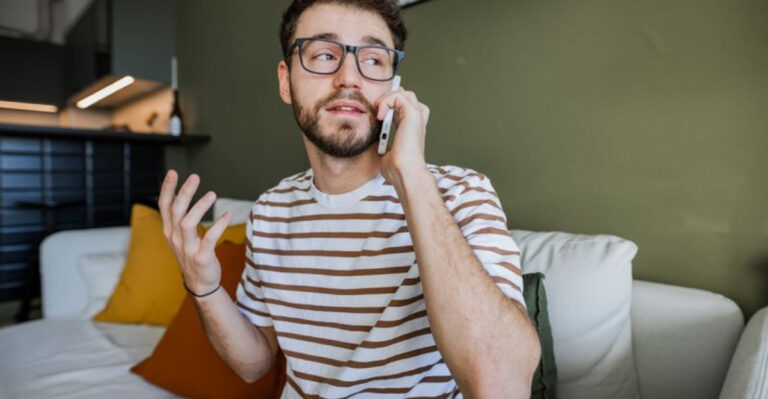 Your Parents Raised You Right If You Think These 17 Common Habits Are Actually Disrespectful