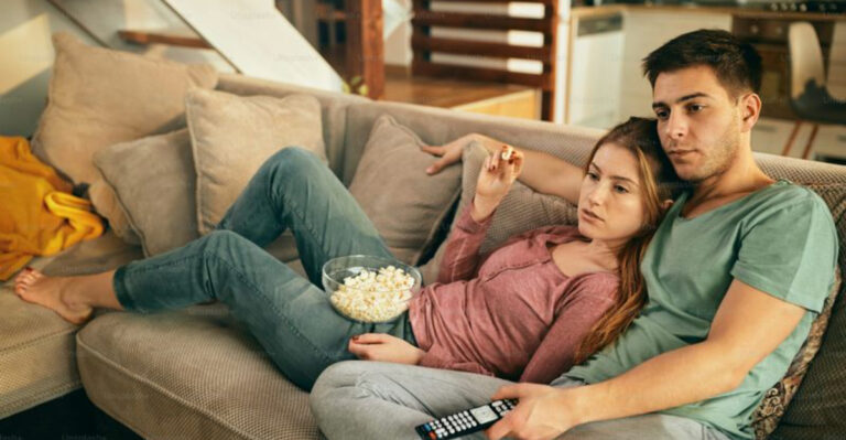 15 Things Couples Do When They’re Way Too Comfortable With Each Other