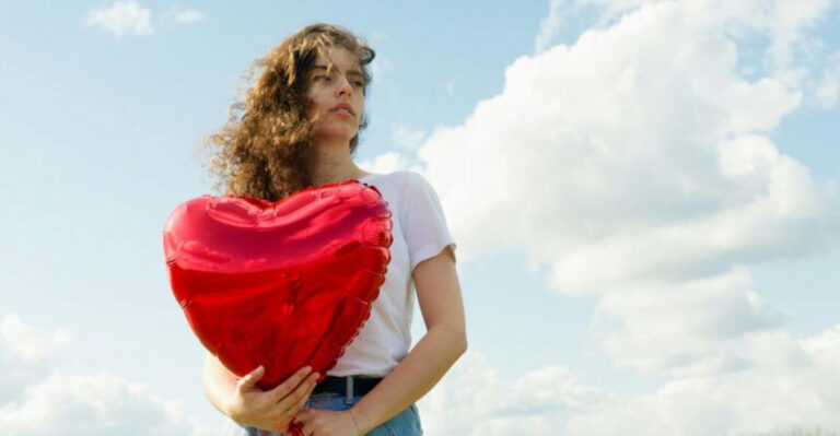16 Signs You Have A Beautiful Heart And Mind