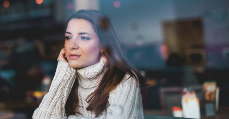 16 Things Strong Women Should Always Refuse To Do For A Man