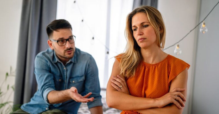16 Toxic Ways Narcissists Use Gaslighting to Keep You from Leaving Them