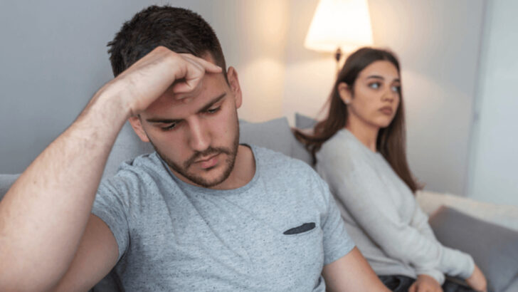 17 Reasons Why Men Pull Away From Women Even If They Love Them