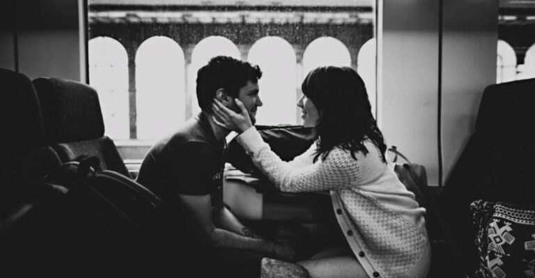 17 Signs You’re In A One-Sided Relationship