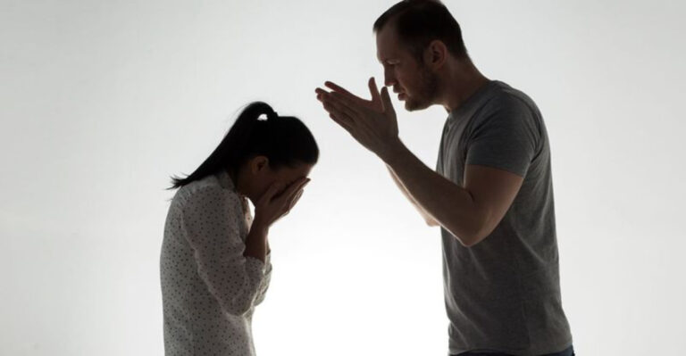 17 Things Narcissists Often Do—And How To Handle Them
