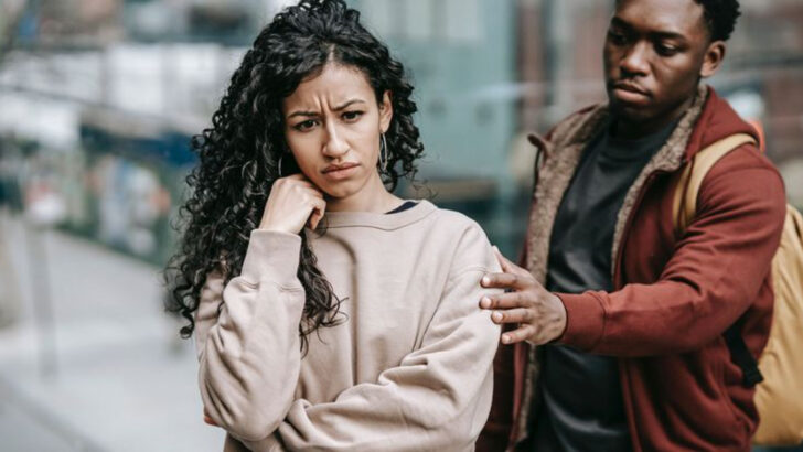 17 Toxic Relationship Habits We Can’t Keep Ignoring