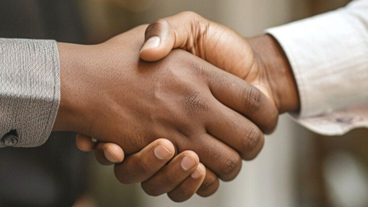 18 Body Language Habits That Quietly Signal Strength