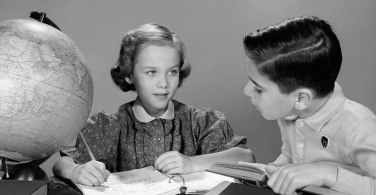 18 Strict Family Rules From The ’60s That Created Better Behaved Kids Than Today