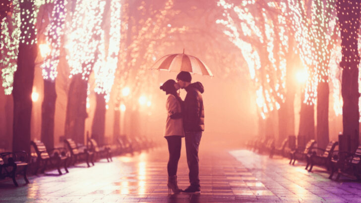 18 Underrated Behaviors That Make Women Feel Well-Loved, According To Psychology