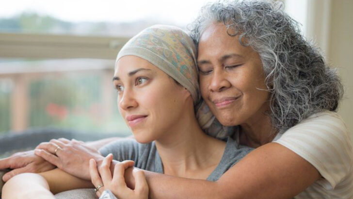 18 Ways To Support Loved Ones Through Hard Times Without Overstepping