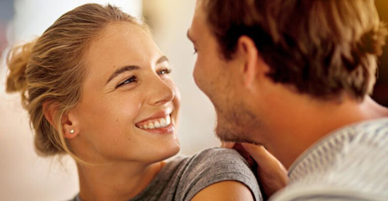 19 Behaviors Of A Wife Who Truly Loves Her Husband That Strengthen Their Bond Every Day