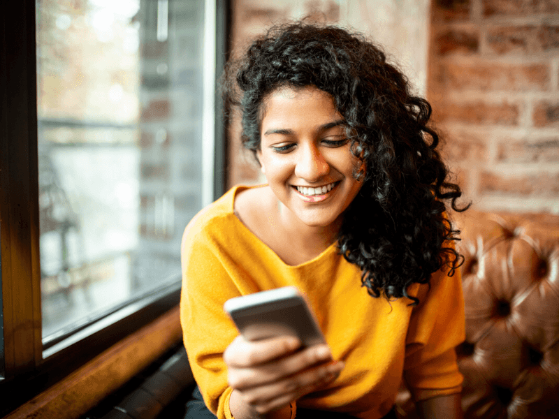Send Random Check-In Texts (Not Just the “wyd?”)