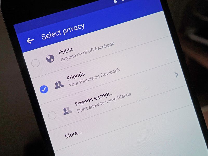 Encouraging private vs. public account settings