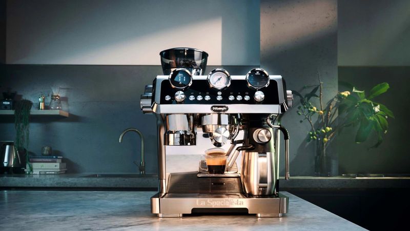 Specialty coffees made at home daily