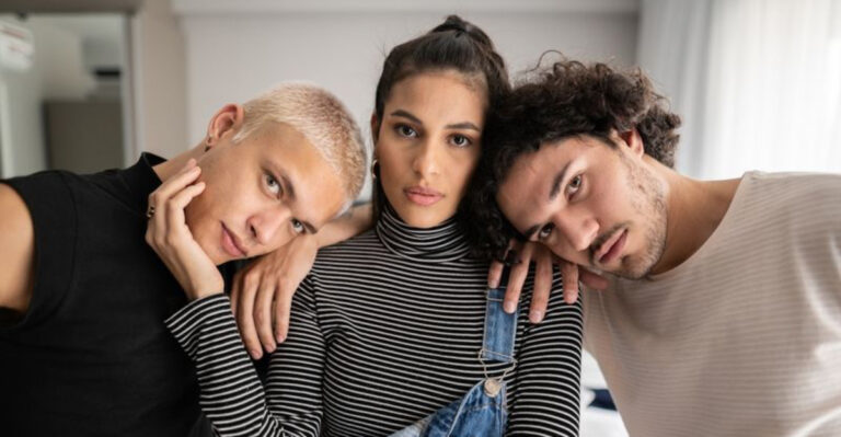 Loving More Than One: 20 Friendly Tips for Navigating Polyamorous Relationships