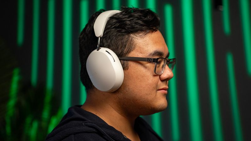 Noise-Canceling Headphones for Deep Focus