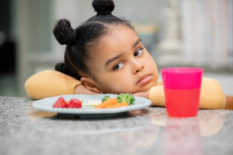 Food as a Bargaining Chip: Rewards and Punishments