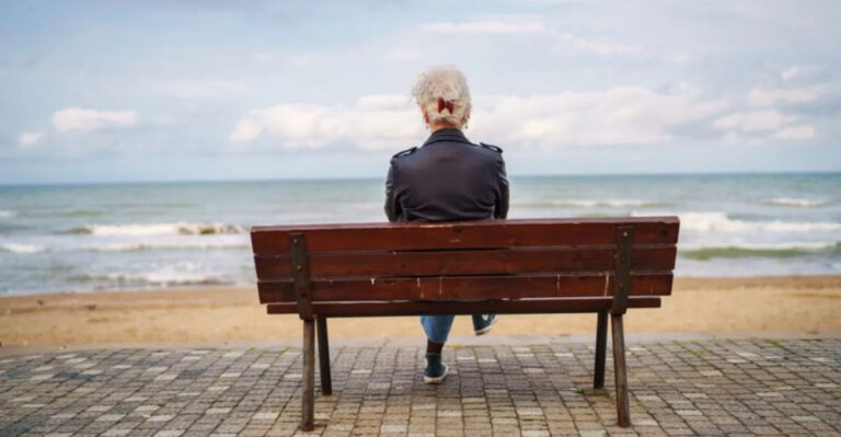 Unveiling The Silent Struggle: 16 Subtle Behaviors Of Loneliness In Aging Women, According To Psychologists