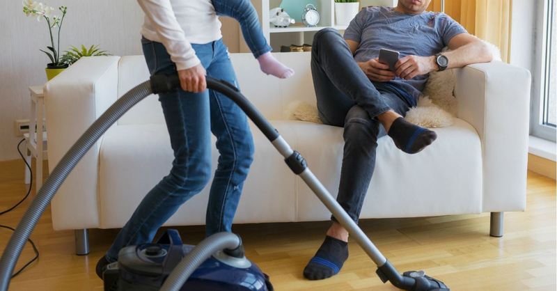 He Expects Praise for Basic Help