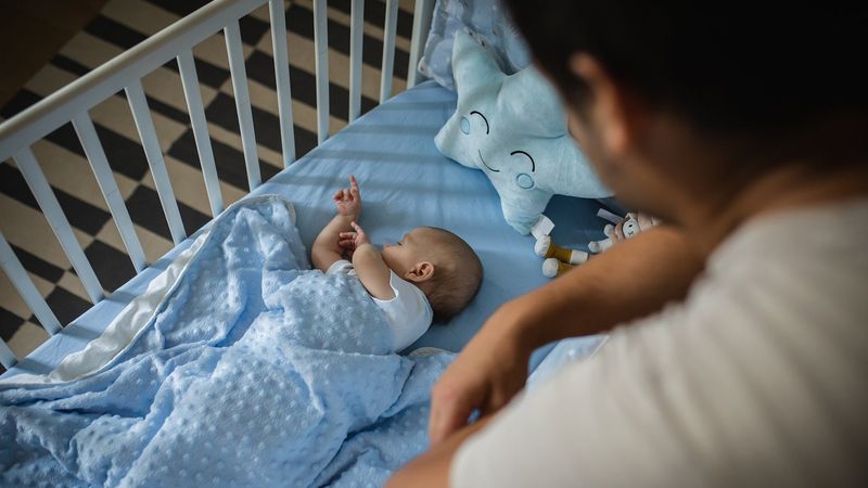 Sleep Training Extremes: Too Rigid or Nonexistent